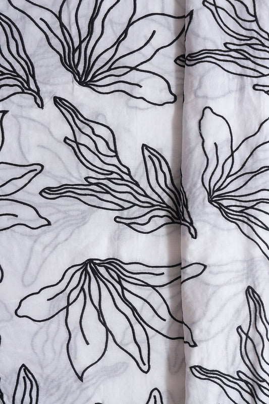 AIzaSyBcstauz-XMPRhEY21AUzeo032pxrXB5Ug - Beautiful Black Floral Embroidery On Off White Pure Mul Cotton Fabric