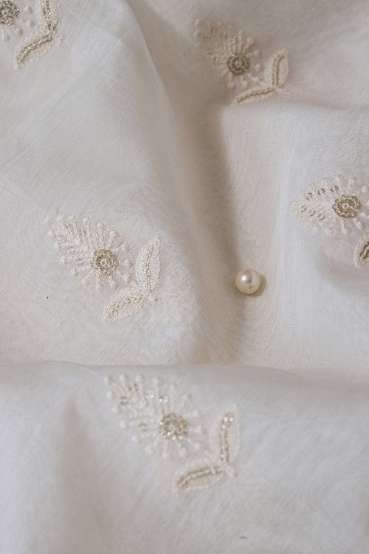 AIzaSyBcstauz-XMPRhEY21AUzeo032pxrXB5Ug - Beautiful Gold Sequins With Leafy Embroidery On Cream Pure Chanderi Silk Fabric