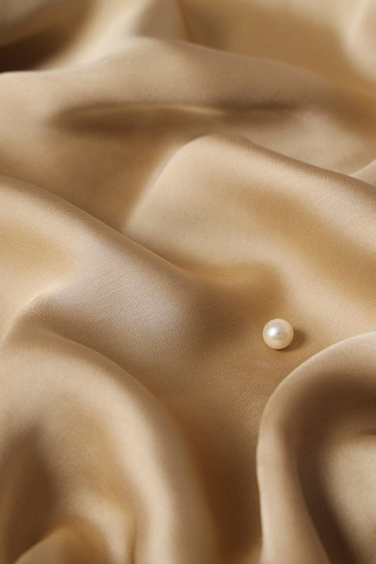 AIzaSyBcstauz-XMPRhEY21AUzeo032pxrXB5Ug - Beige Dyed Georgette Satin Fabric