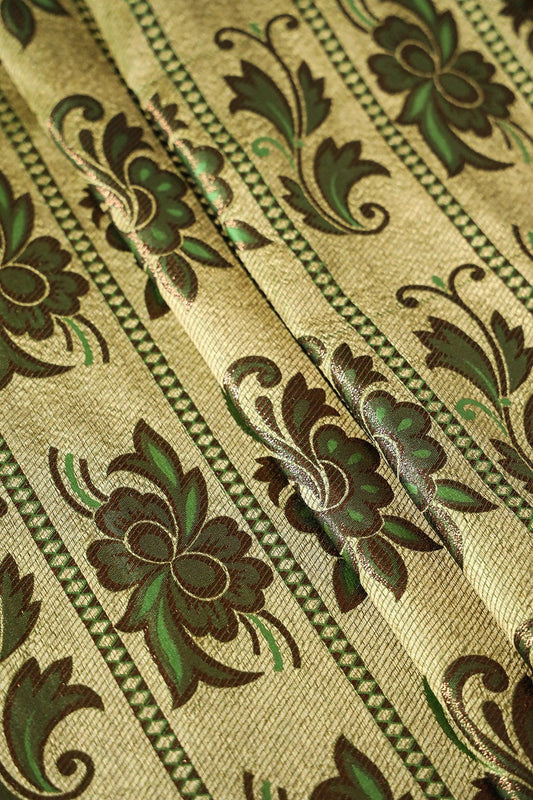 AIzaSyBcstauz-XMPRhEY21AUzeo032pxrXB5Ug - Cream And Green Floral Banarasi Zari Jacquard Fabric