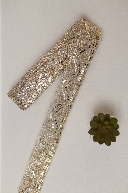 AIzaSyBcstauz-XMPRhEY21AUzeo032pxrXB5Ug - Gold Zari With Sequins Wavy Embroidered Lace (9 Meters)