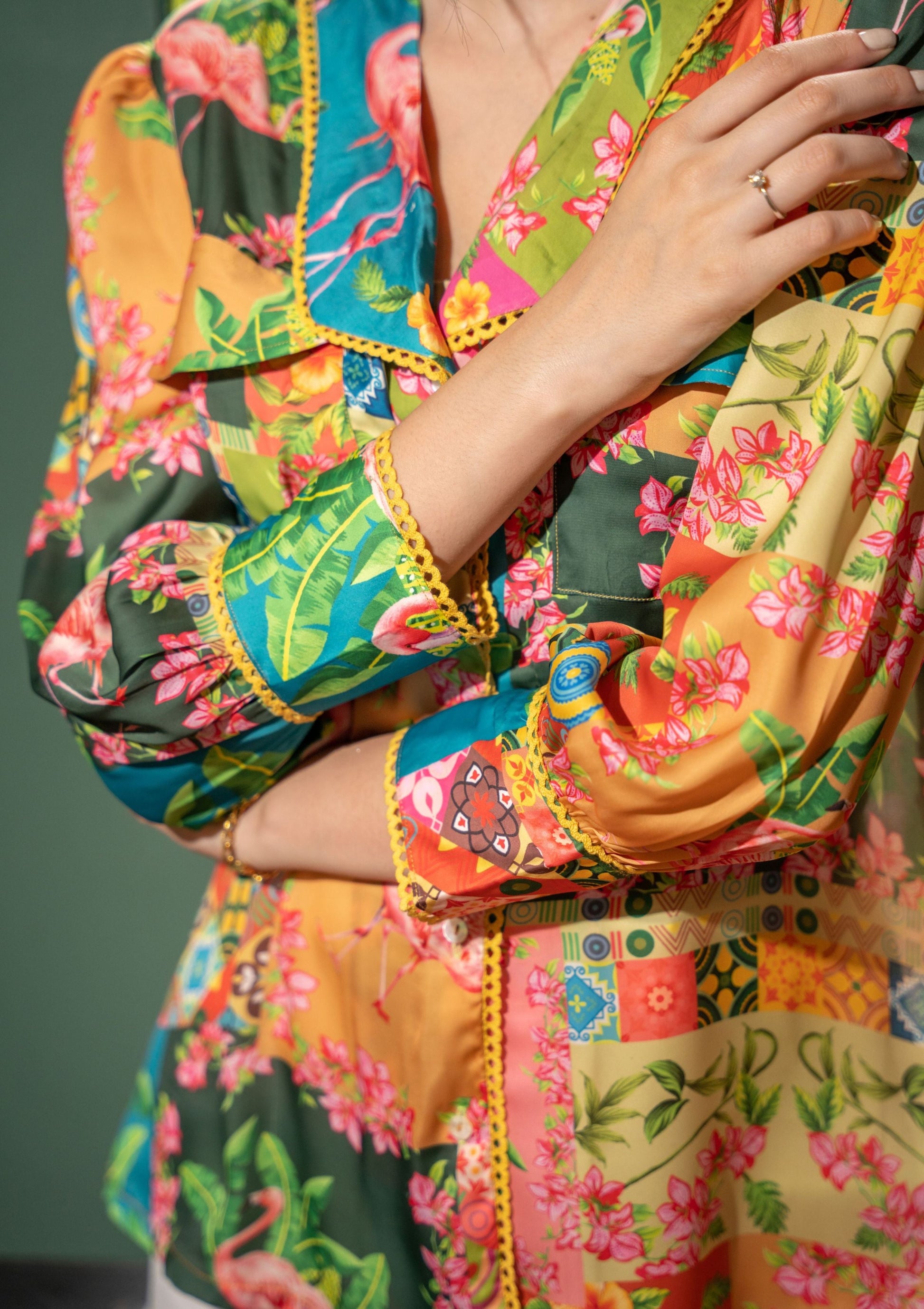 AIzaSyBcstauz-XMPRhEY21AUzeo032pxrXB5Ug - Cara Botanical Patch Print Satin Shirt