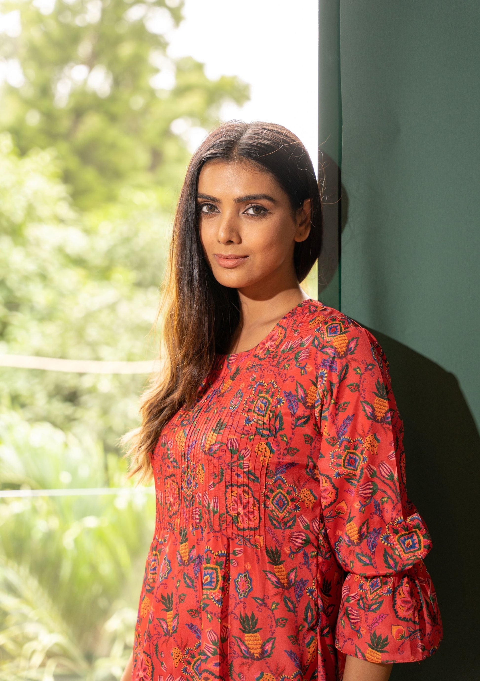 AIzaSyBcstauz-XMPRhEY21AUzeo032pxrXB5Ug - Azure Floral Dark Pink And Beige Crepe Co-ord Set