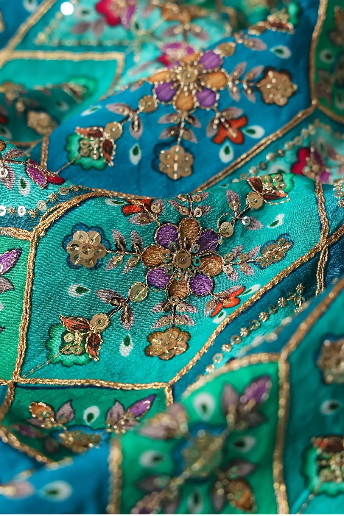 AIzaSyBcstauz-XMPRhEY21AUzeo032pxrXB5Ug - Green And Rama Traditional Positional Print With Gold Zari And Sequins Embroidery On Crepe Fabric