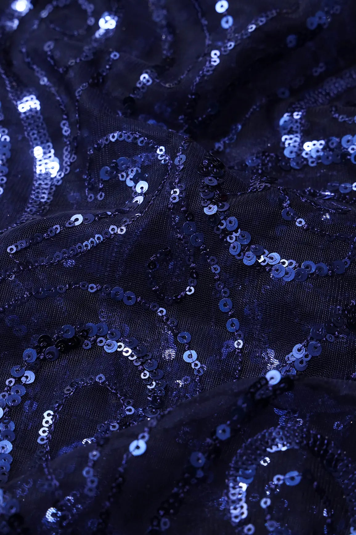 AIzaSyBcstauz-XMPRhEY21AUzeo032pxrXB5Ug - Gorgeous Blue Sequins Geometric Embroidery On Navy Blue Soft Net Fabric