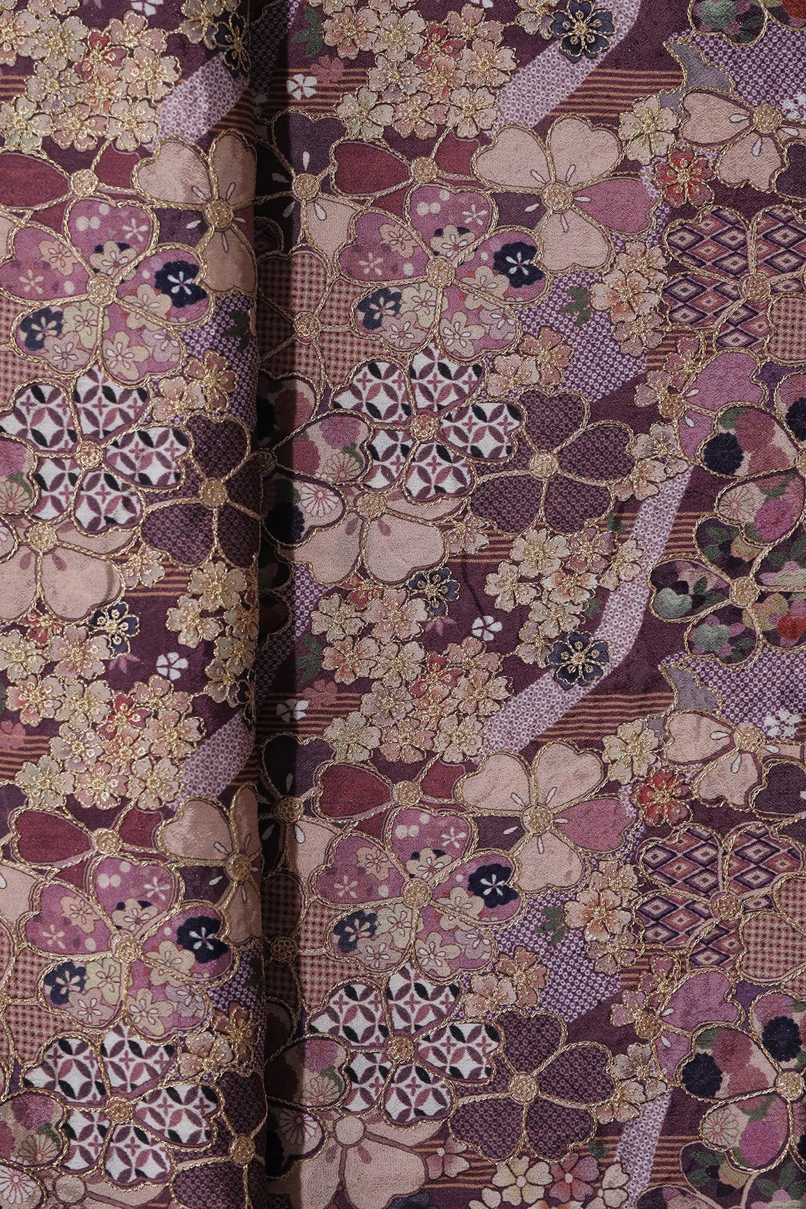 AIzaSyBcstauz-XMPRhEY21AUzeo032pxrXB5Ug - Floral Position Print On Sequins Embroidery Mauve Viscose Chinnon Chiffon Fabric