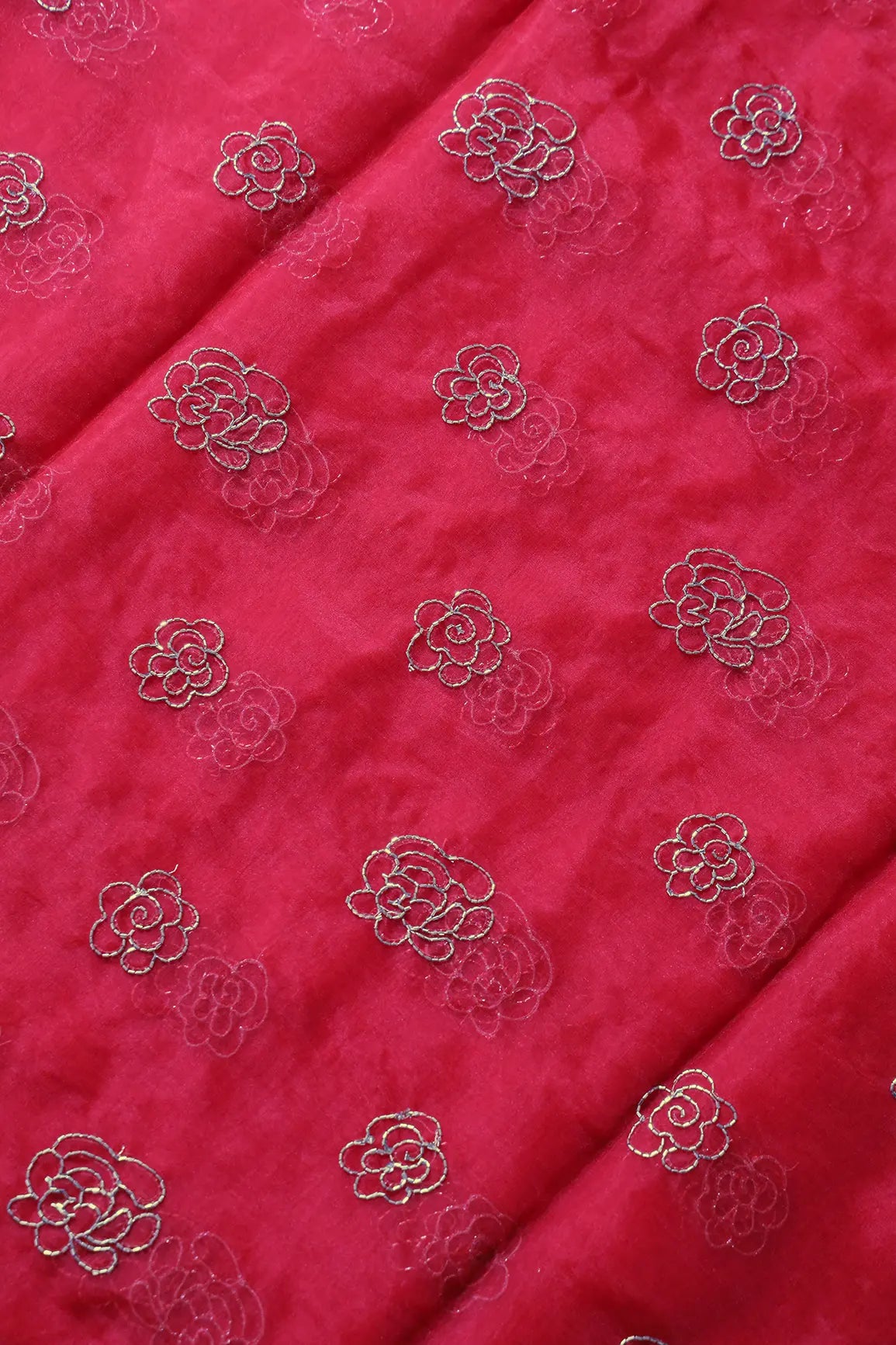 AIzaSyBcstauz-XMPRhEY21AUzeo032pxrXB5Ug - Cut Dana Beads Beautiful Floral Embroidery On Red Organza Fabric