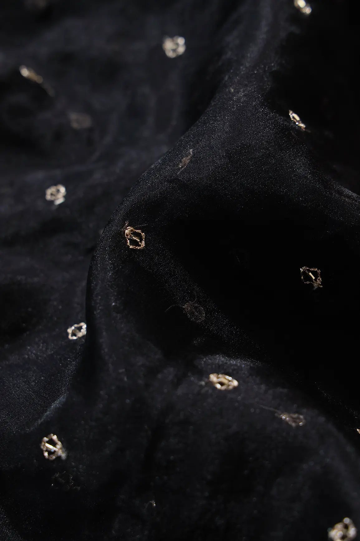 AIzaSyBcstauz-XMPRhEY21AUzeo032pxrXB5Ug - Cut Dana Beads With Zari Small Motif Embroidery On Black Organza Fabric