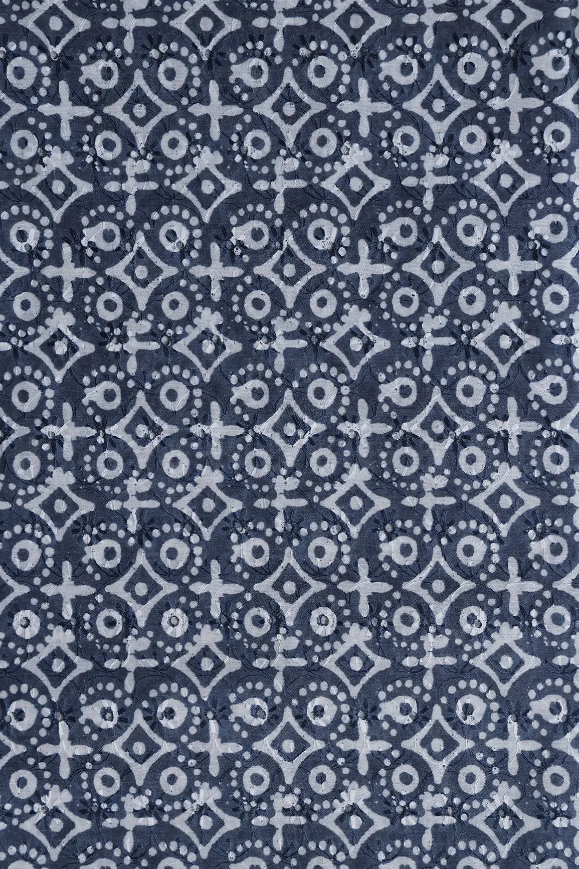 AIzaSyBcstauz-XMPRhEY21AUzeo032pxrXB5Ug - Batik Digital Print On Hakoba Cotton Embroidery Fabric