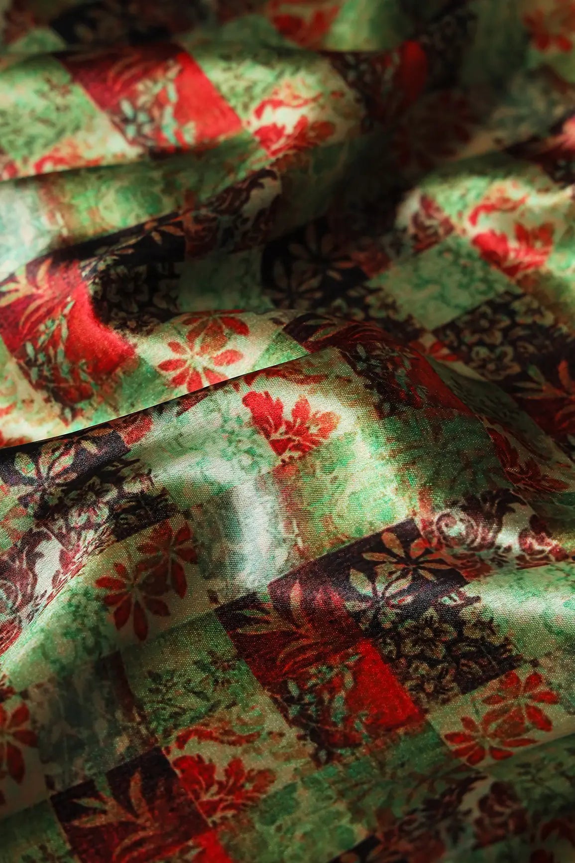 AIzaSyBcstauz-XMPRhEY21AUzeo032pxrXB5Ug - Light Green And Red Floral Checks Pattern Digital Print On Satin Fabric