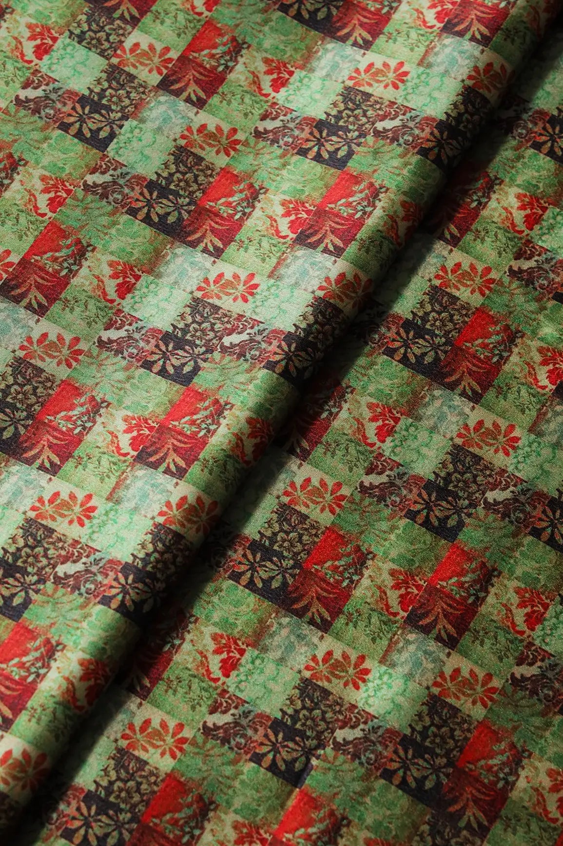 AIzaSyBcstauz-XMPRhEY21AUzeo032pxrXB5Ug - Light Green And Red Floral Checks Pattern Digital Print On Satin Fabric