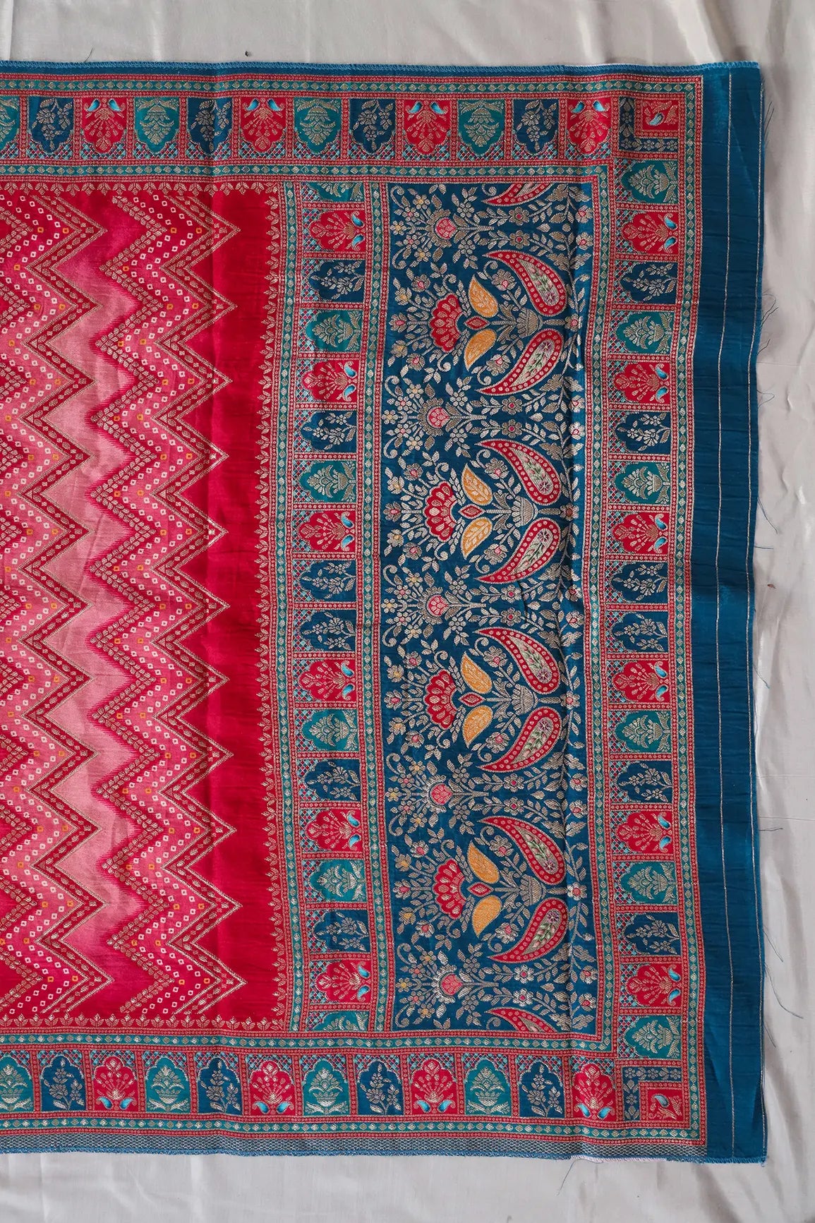 AIzaSyBcstauz-XMPRhEY21AUzeo032pxrXB5Ug - Fuchsia Pure Viscose Dola Silk Jacquard Print Dupatta