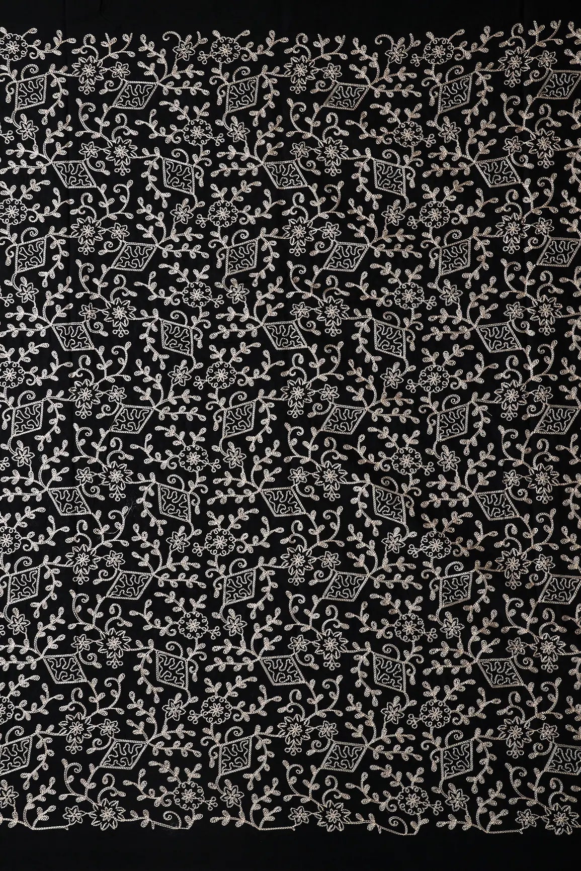 AIzaSyBcstauz-XMPRhEY21AUzeo032pxrXB5Ug - 2 Meter Cut Piece Of Cream Thread Floral Embroidery Work On Black Cotton Fabric