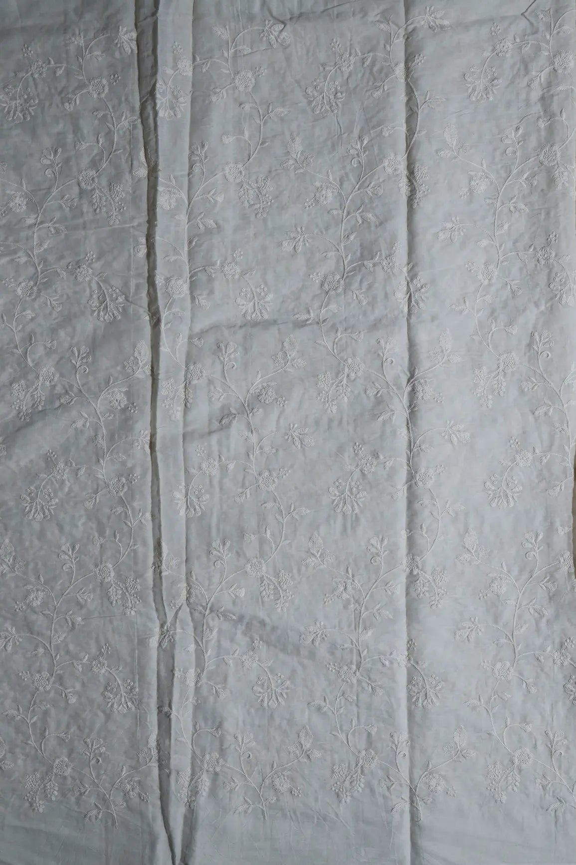 AIzaSyBcstauz-XMPRhEY21AUzeo032pxrXB5Ug - 4.25 Meter Cut Piece Of White Thread Floral Embroidery Work On Off White Cotton Fabric