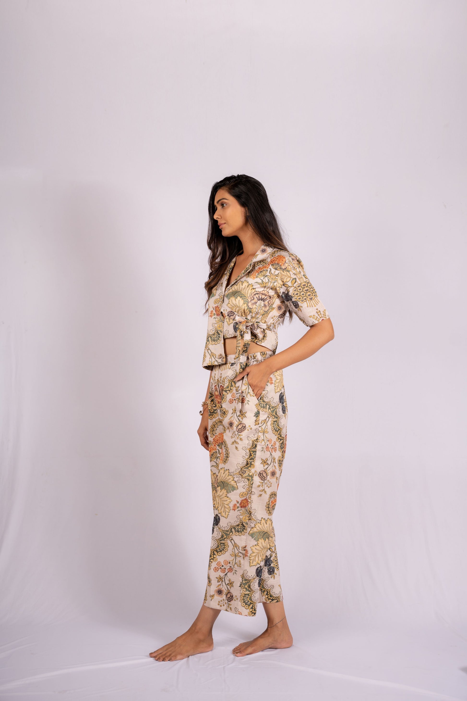 AIzaSyBcstauz-XMPRhEY21AUzeo032pxrXB5Ug - Elixir Floral Cream Linen Co-ord Set