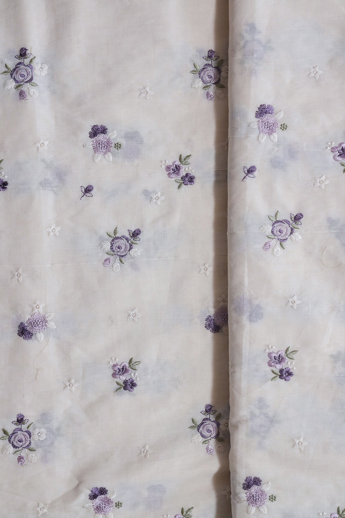AIzaSyBcstauz-XMPRhEY21AUzeo032pxrXB5Ug - Lavender And White Thread Small Floral Embroidery On Off White Organic Cotton Fabric