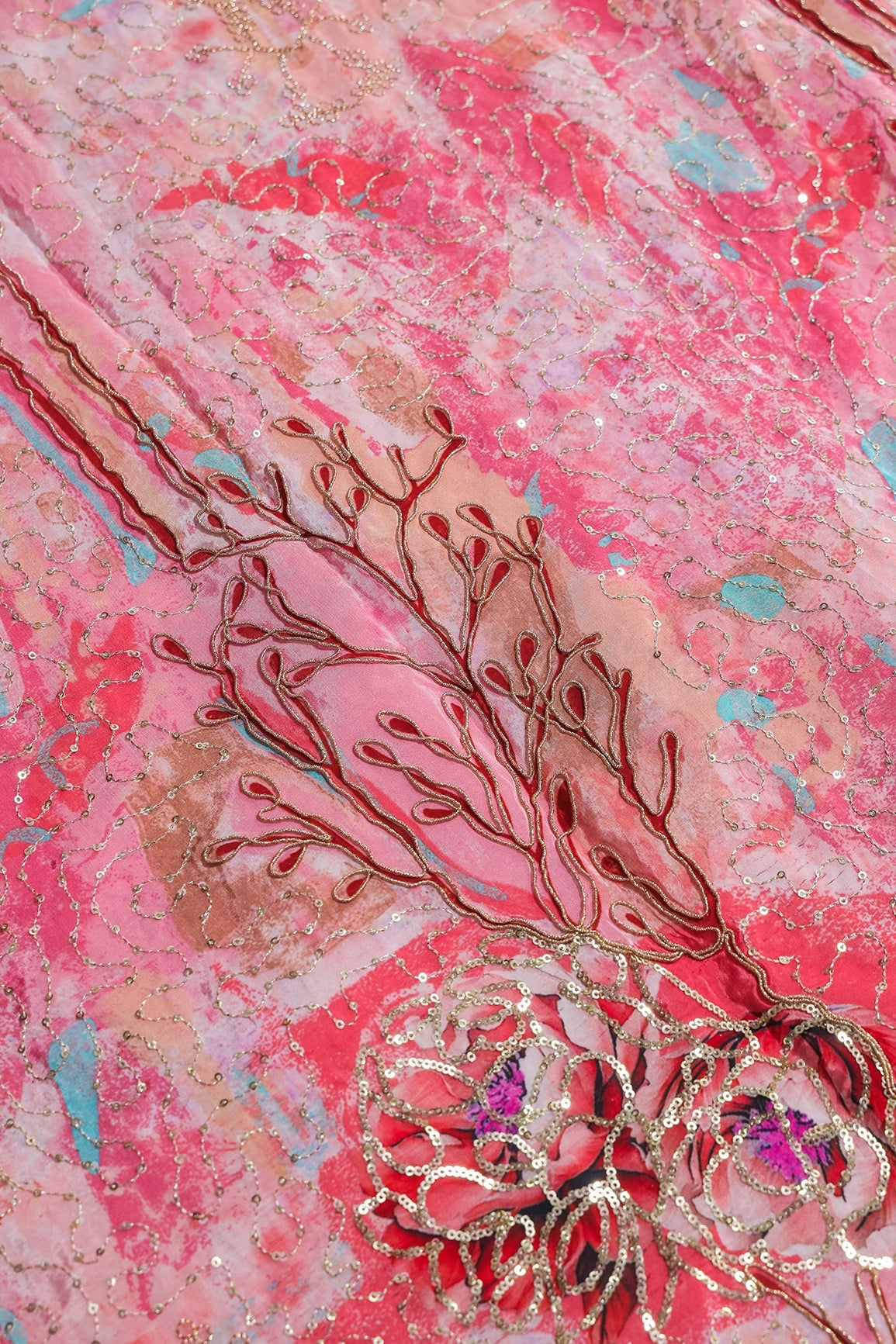 AIzaSyBcstauz-XMPRhEY21AUzeo032pxrXB5Ug - Floral Positional Print On Sequins With Zari Embroidery Work On Pink Pure Crepe Fabric