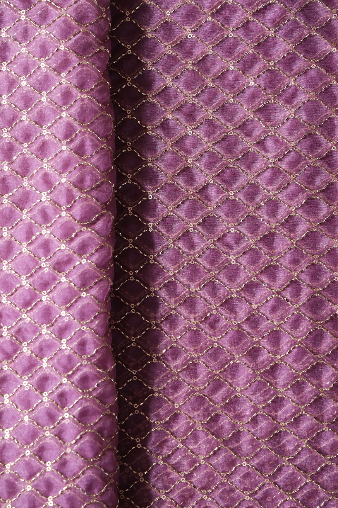 AIzaSyBcstauz-XMPRhEY21AUzeo032pxrXB5Ug - Cut Dana Beads Beautiful Ogee Embroidery On Lavender Organza Fabric