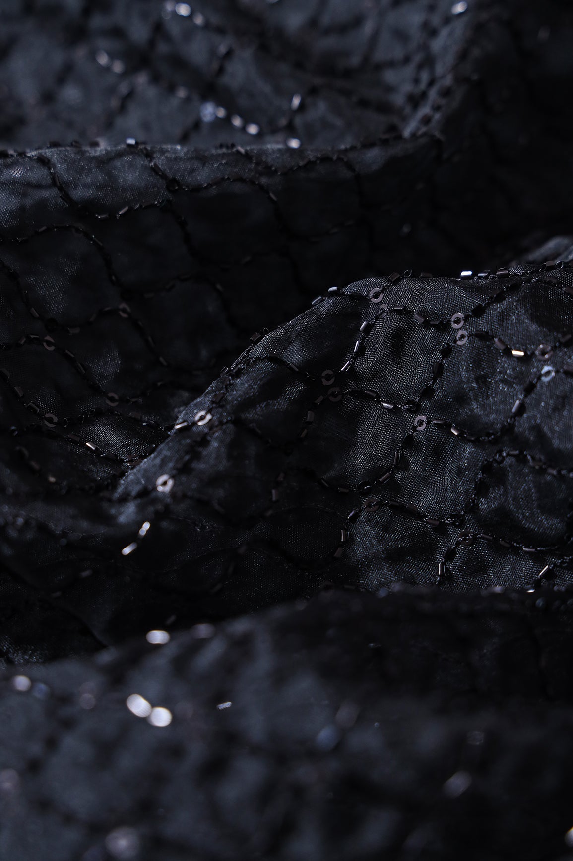 AIzaSyBcstauz-XMPRhEY21AUzeo032pxrXB5Ug - Cut Dana Beads Beautiful Ogee Embroidery On Black Organza Fabric