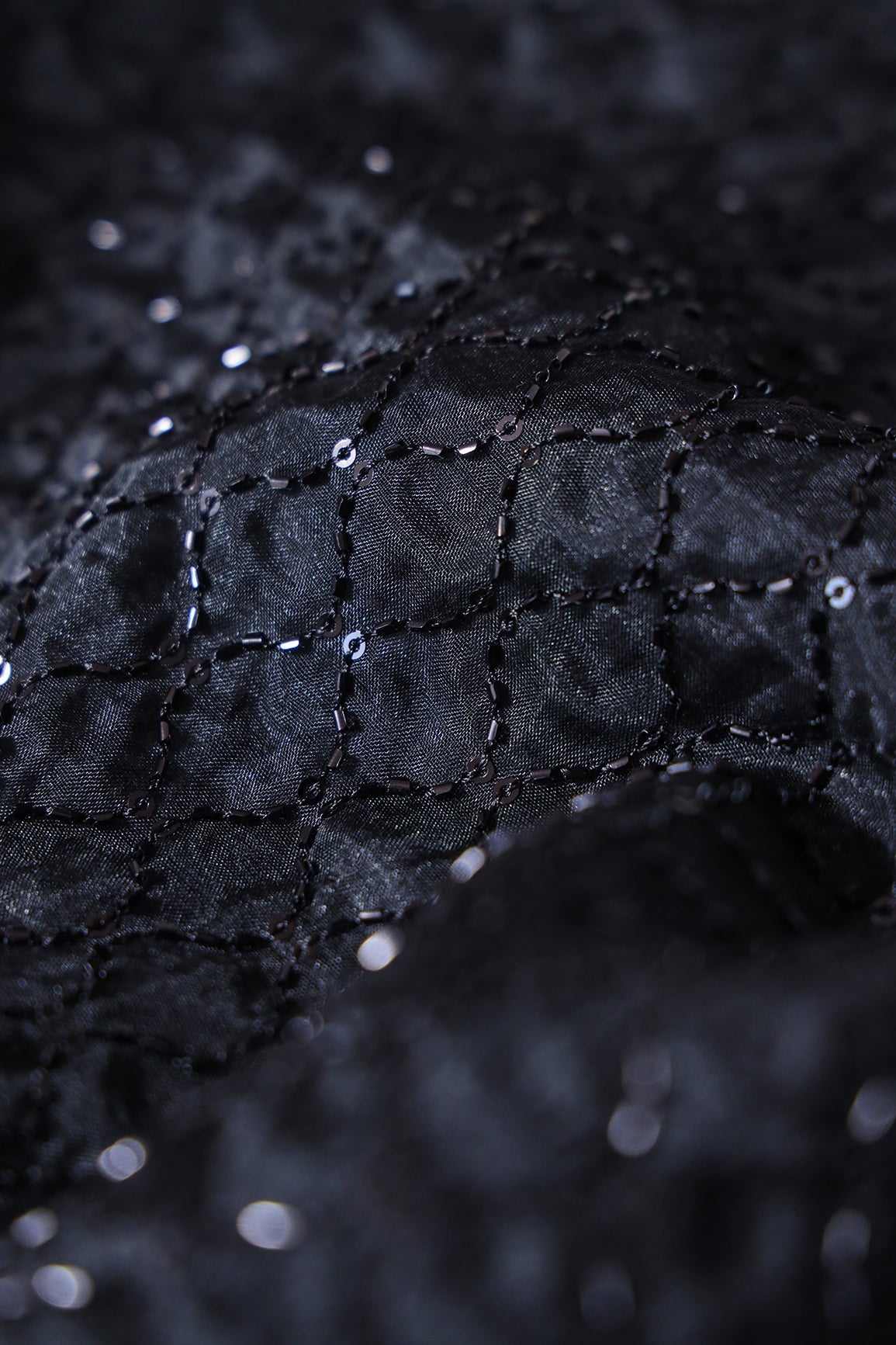AIzaSyBcstauz-XMPRhEY21AUzeo032pxrXB5Ug - Cut Dana Beads Beautiful Ogee Embroidery On Black Organza Fabric