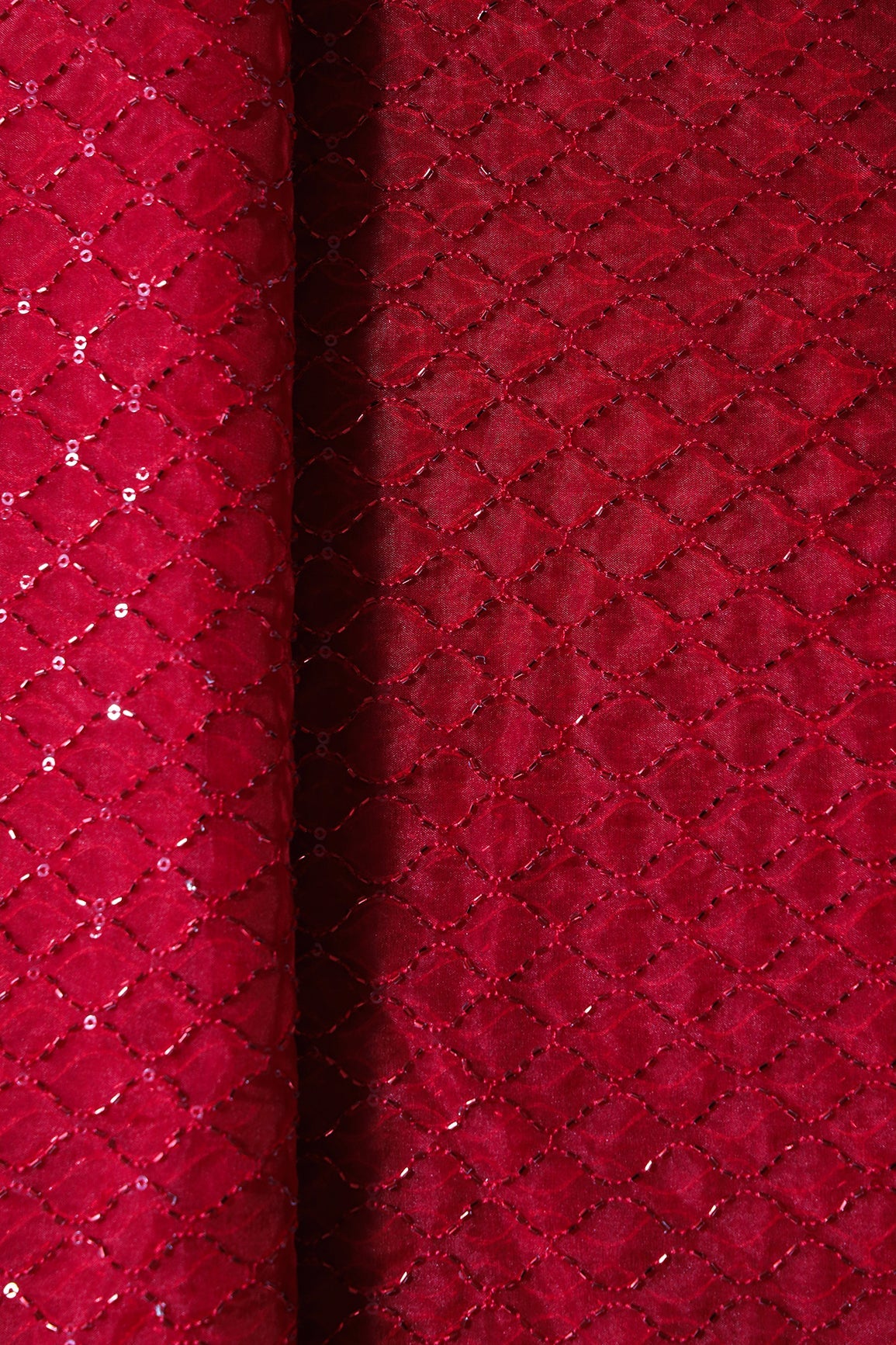 AIzaSyBcstauz-XMPRhEY21AUzeo032pxrXB5Ug - Cut Dana Beads Beautiful Ogee Embroidery On Red Organza Fabric