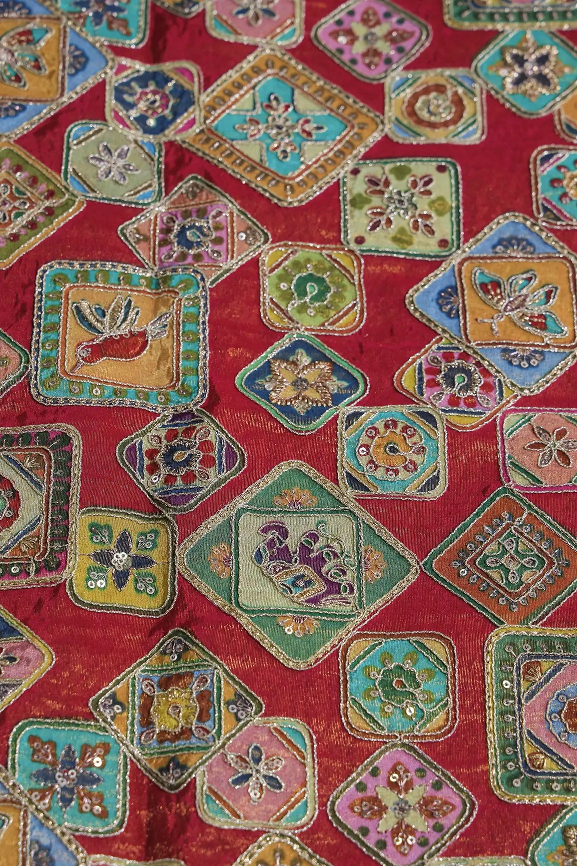 AIzaSyBcstauz-XMPRhEY21AUzeo032pxrXB5Ug - Gold Zari With Sequins Traditional Positional Print On Rani Pure Viscose Zari Tissue Fabric