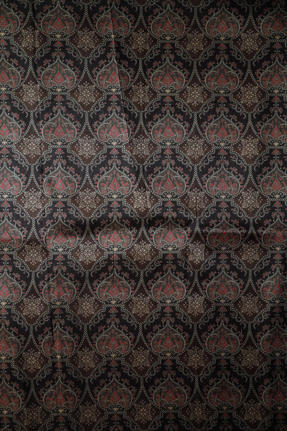 AIzaSyBcstauz-XMPRhEY21AUzeo032pxrXB5Ug - Black And Brown Traditional Pattern Digital Print On Mulberry Silk Fabric