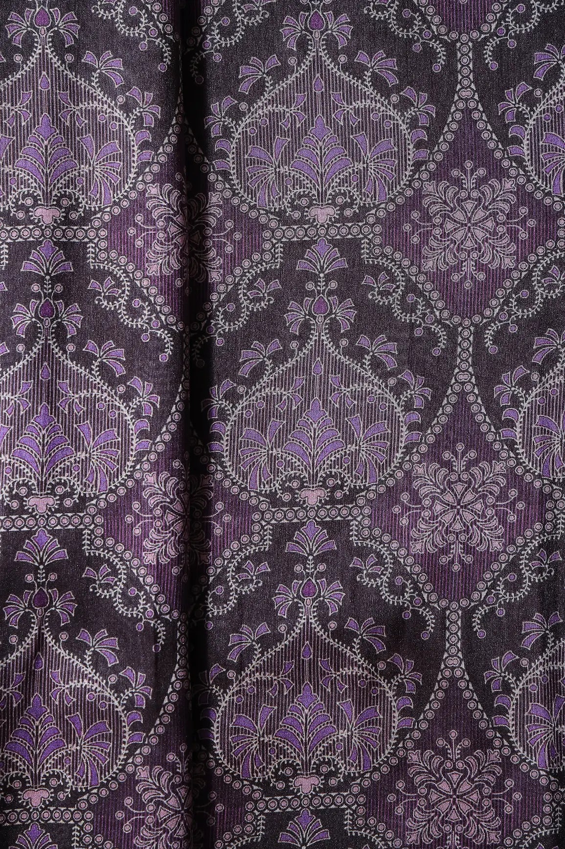 AIzaSyBcstauz-XMPRhEY21AUzeo032pxrXB5Ug - Black And Purple Traditional Pattern Digital Print On Mulberry Silk Fabric