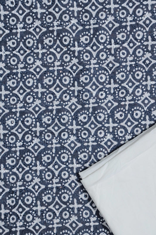 AIzaSyBcstauz-XMPRhEY21AUzeo032pxrXB5Ug - Grey And White Unstitched Suit Set (2 Piece)