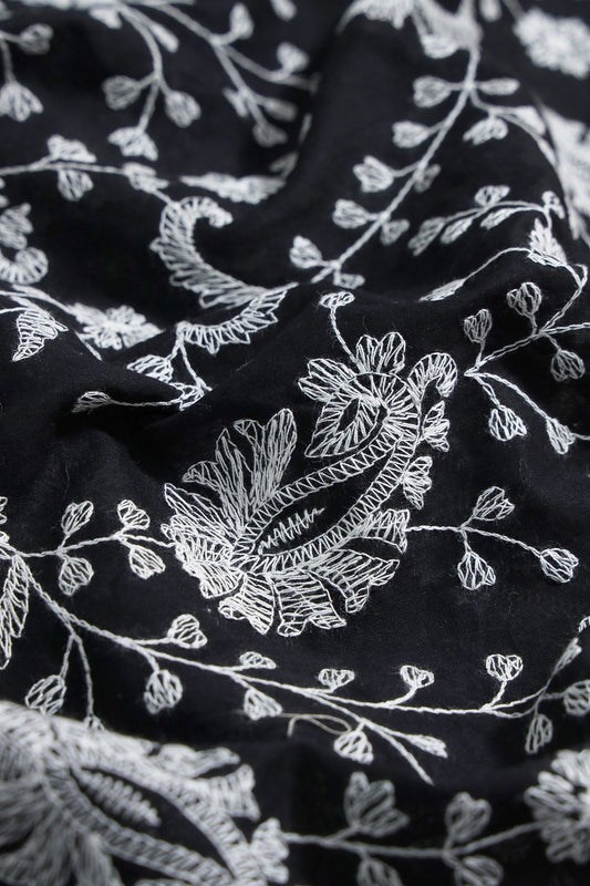 AIzaSyBcstauz-XMPRhEY21AUzeo032pxrXB5Ug - Beautiful White Thread Floral Paisley Embroidery On Black Pure Mul Cotton Fabric