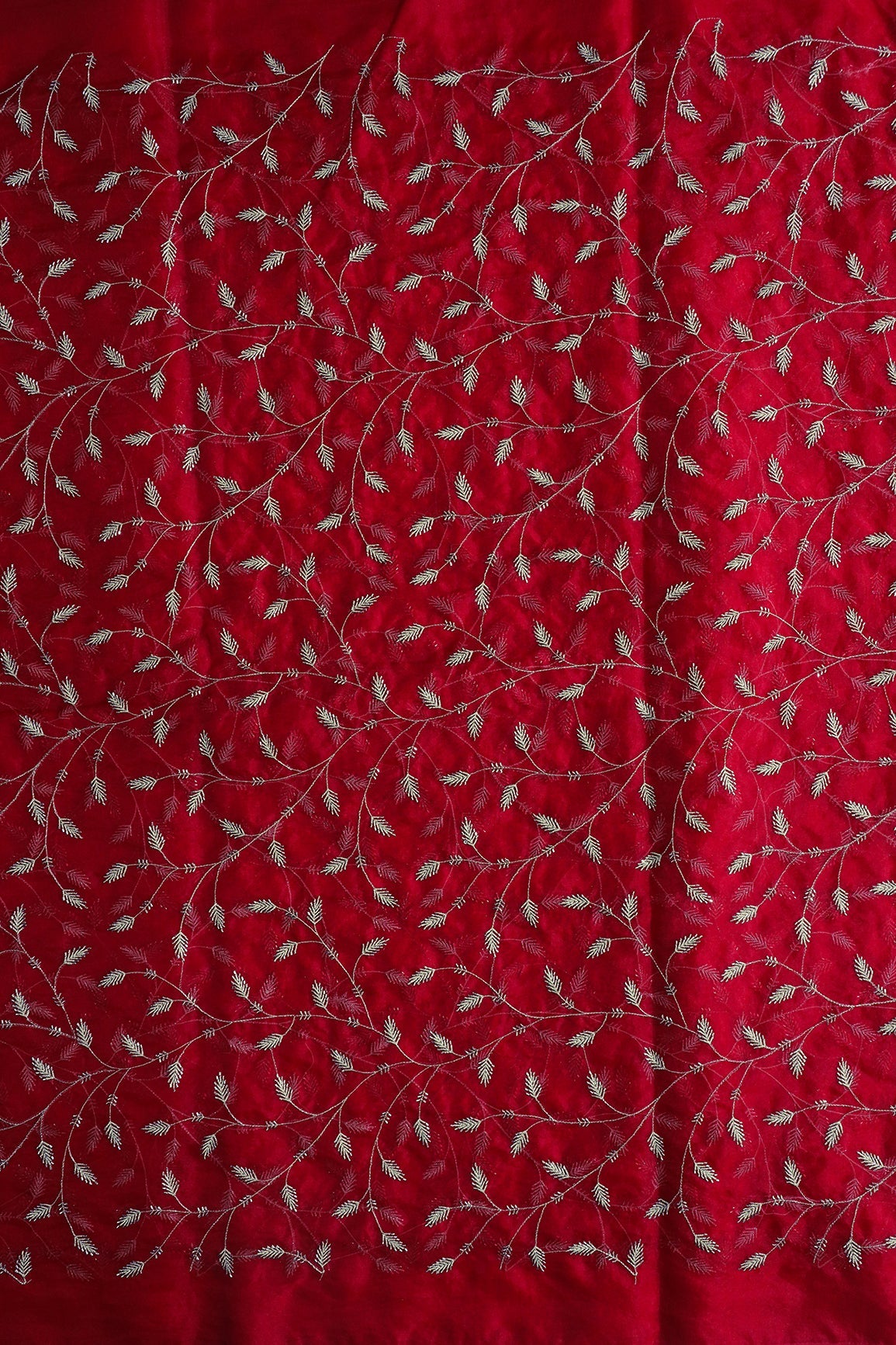 AIzaSyBcstauz-XMPRhEY21AUzeo032pxrXB5Ug - Gold Zari With Beads Leafy Embroidery Work On Red Organza Fabric