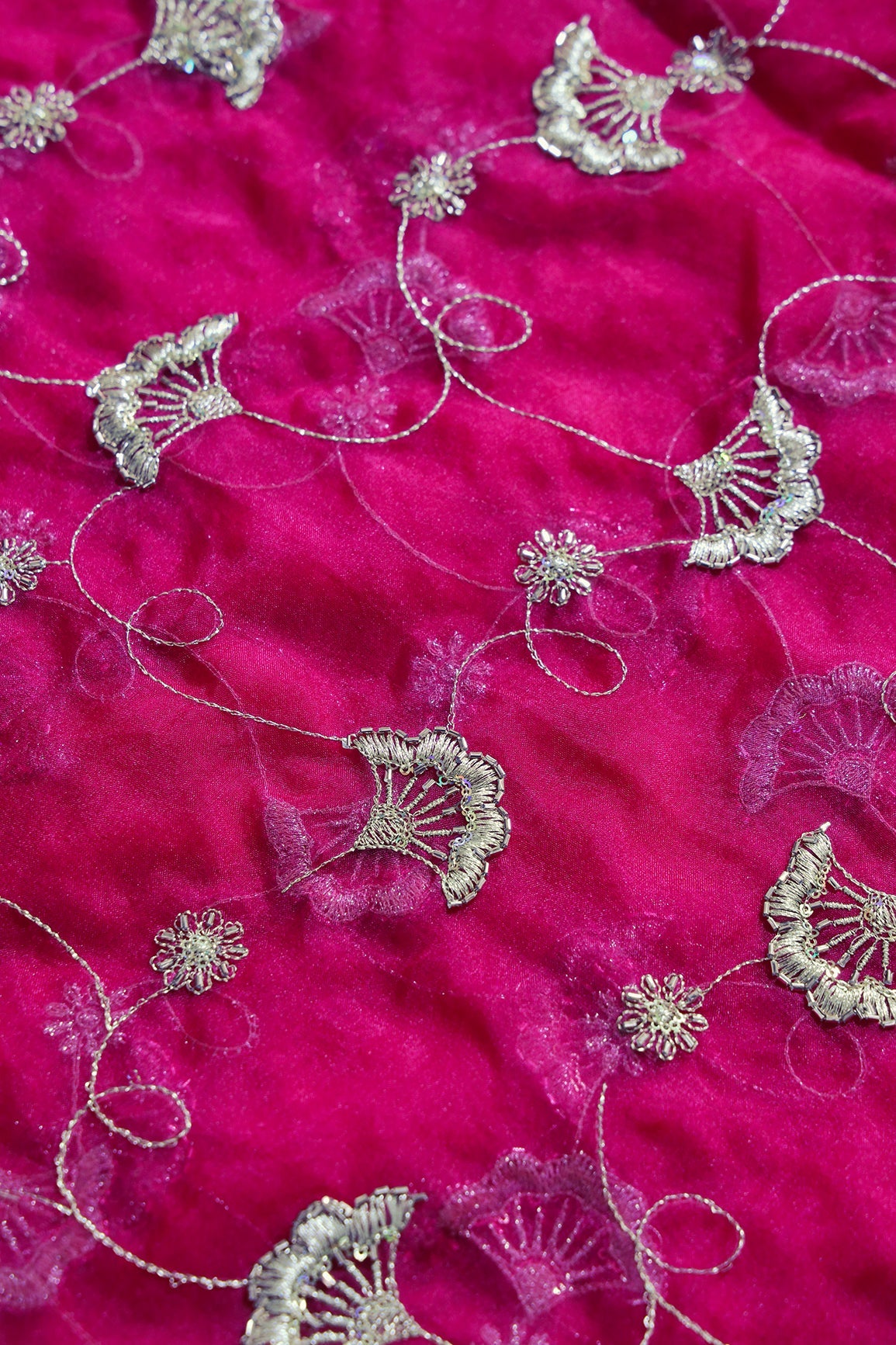 AIzaSyBcstauz-XMPRhEY21AUzeo032pxrXB5Ug - Gold Zari With Beads Beautiful Floral Embroidery On Rani Organza Fabric