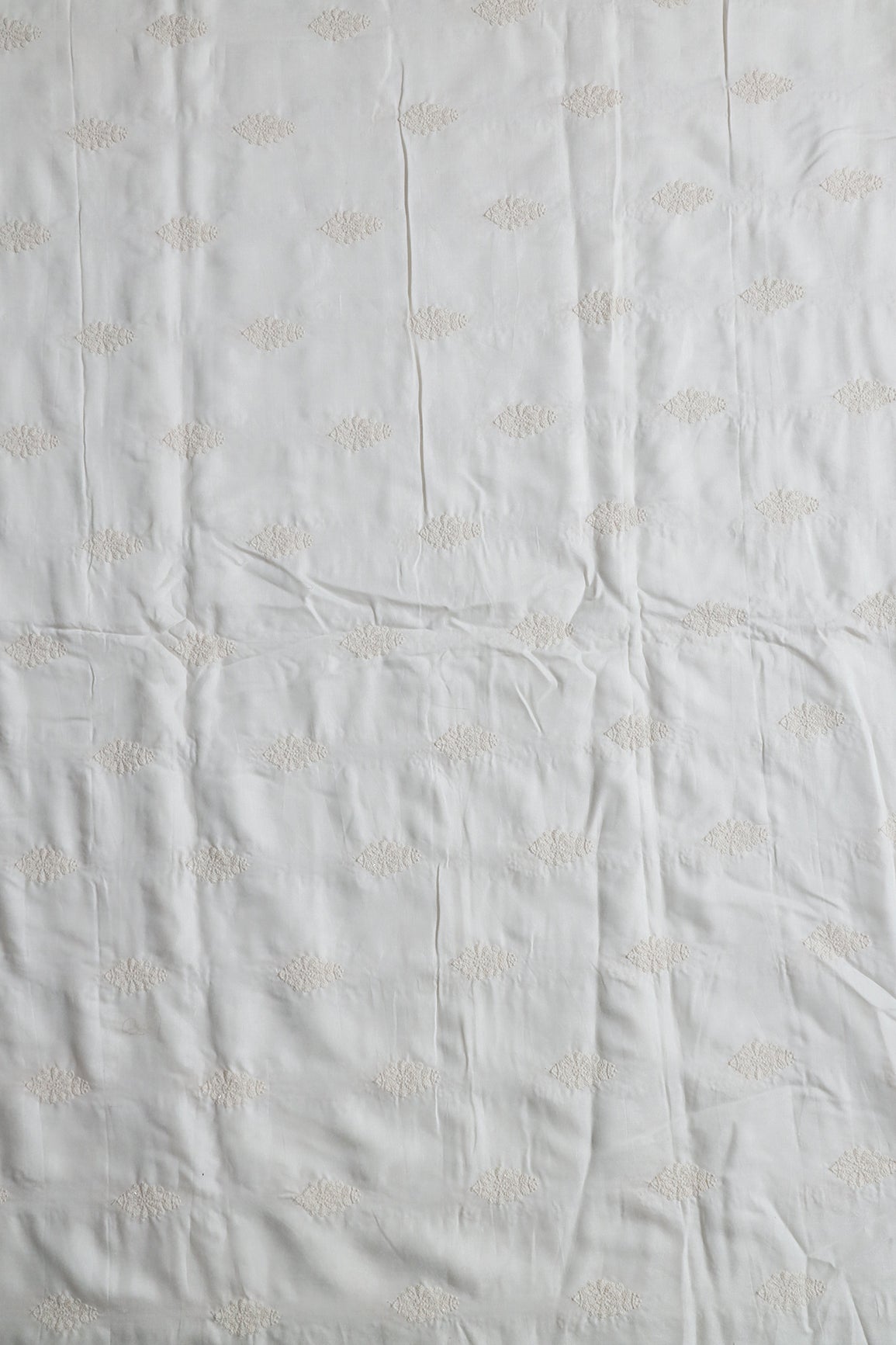 AIzaSyBcstauz-XMPRhEY21AUzeo032pxrXB5Ug - Dyeable Floral Thread Embroidery Work On Pure Dyeable Tussar Silk Fabric