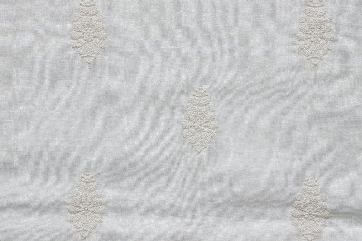 AIzaSyBcstauz-XMPRhEY21AUzeo032pxrXB5Ug - Dyeable Floral Thread Embroidery Work On Pure Dyeable Tussar Silk Fabric