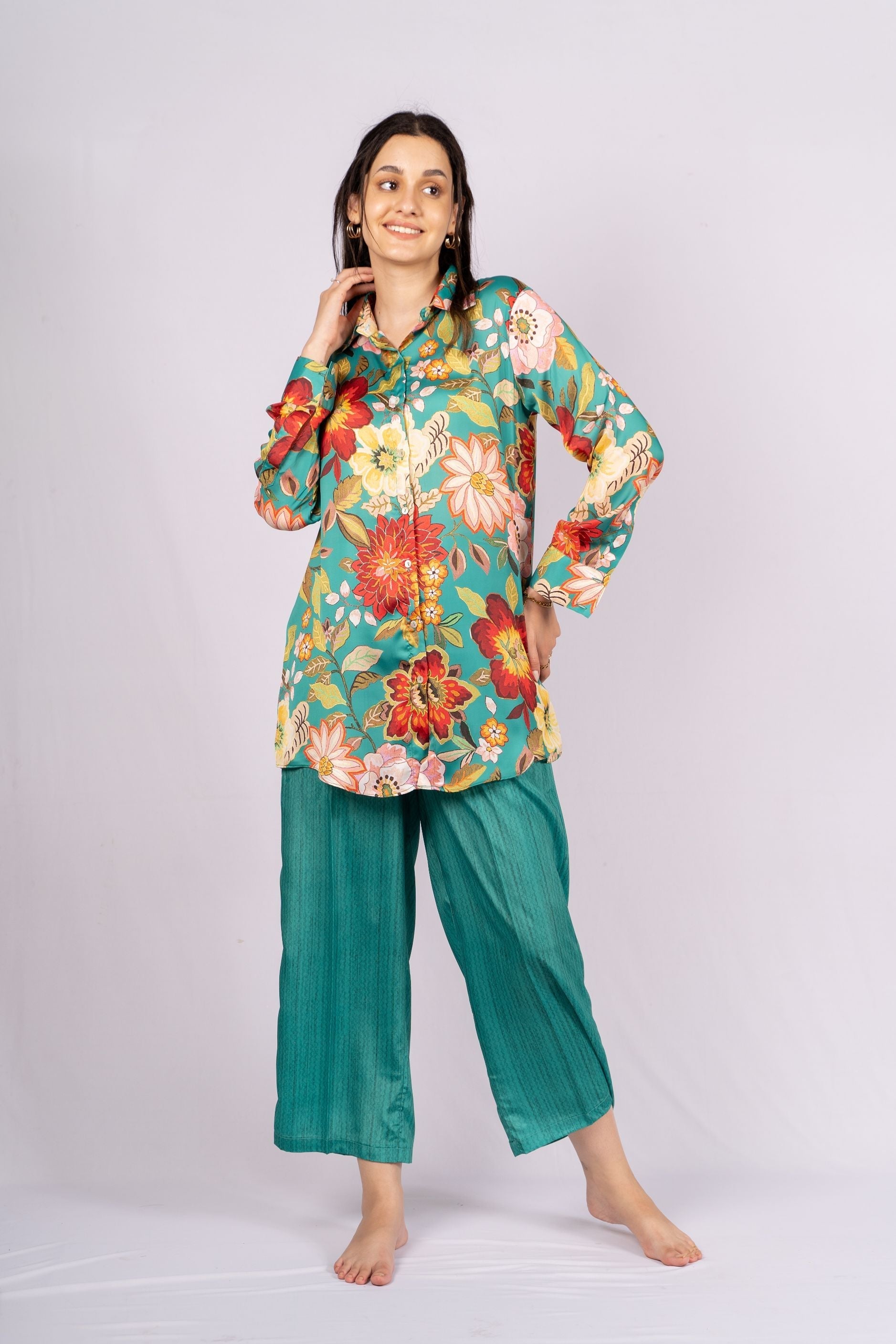 AIzaSyBcstauz-XMPRhEY21AUzeo032pxrXB5Ug - Chroma Floral Satin Co-ord Set