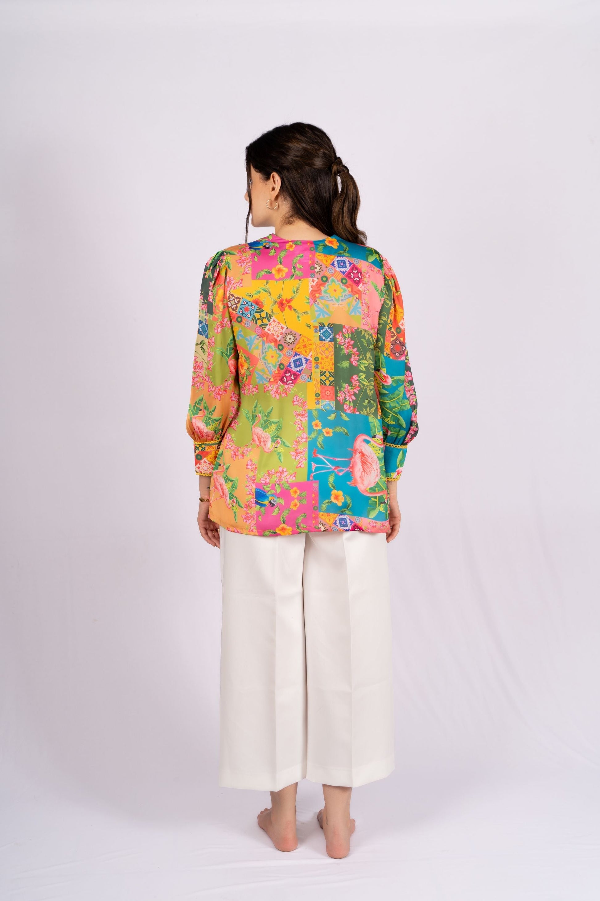 AIzaSyBcstauz-XMPRhEY21AUzeo032pxrXB5Ug - Cara Botanical Patch Print Satin Shirt