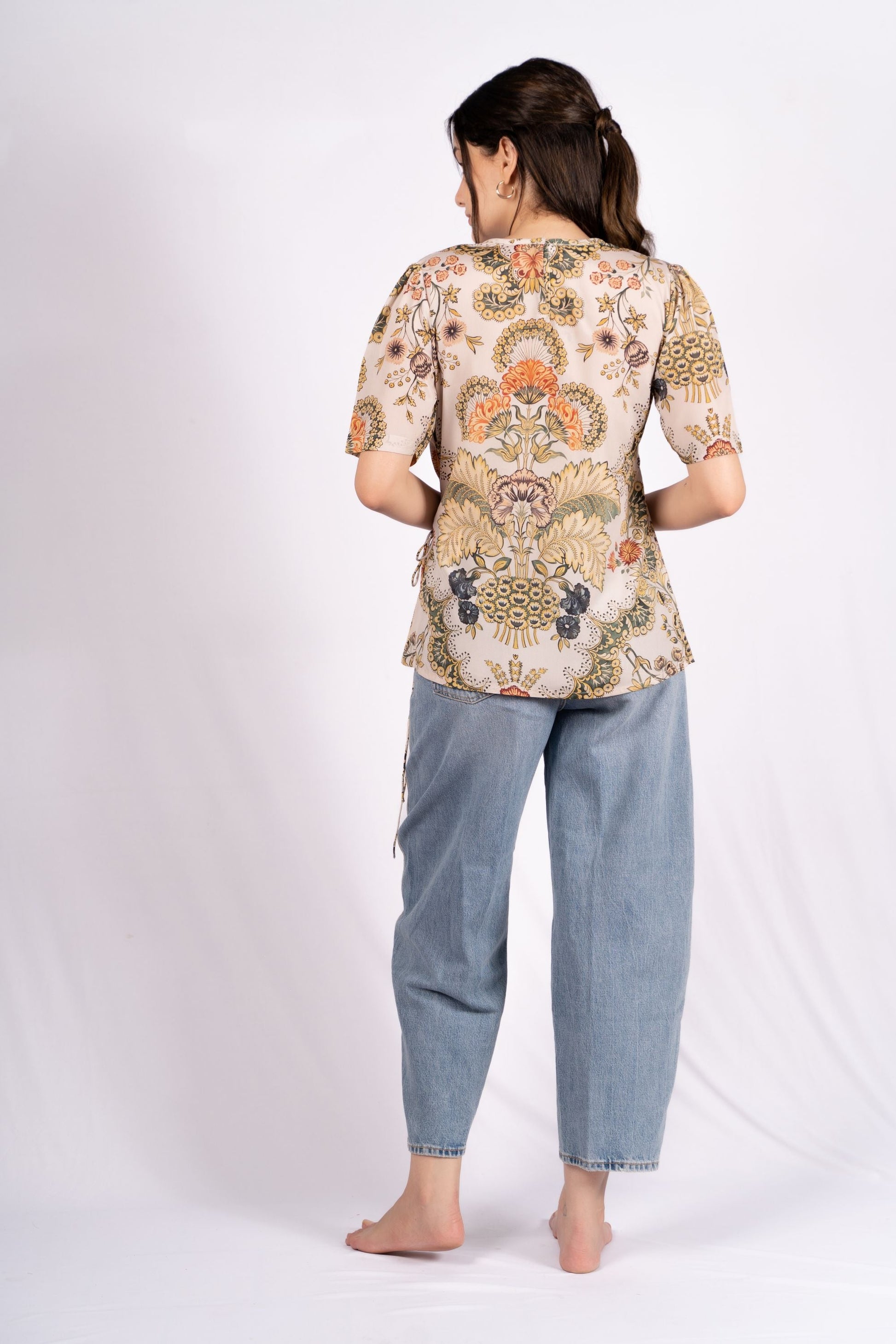 AIzaSyBcstauz-XMPRhEY21AUzeo032pxrXB5Ug - Hazel Cream Drawstring Crepe Top