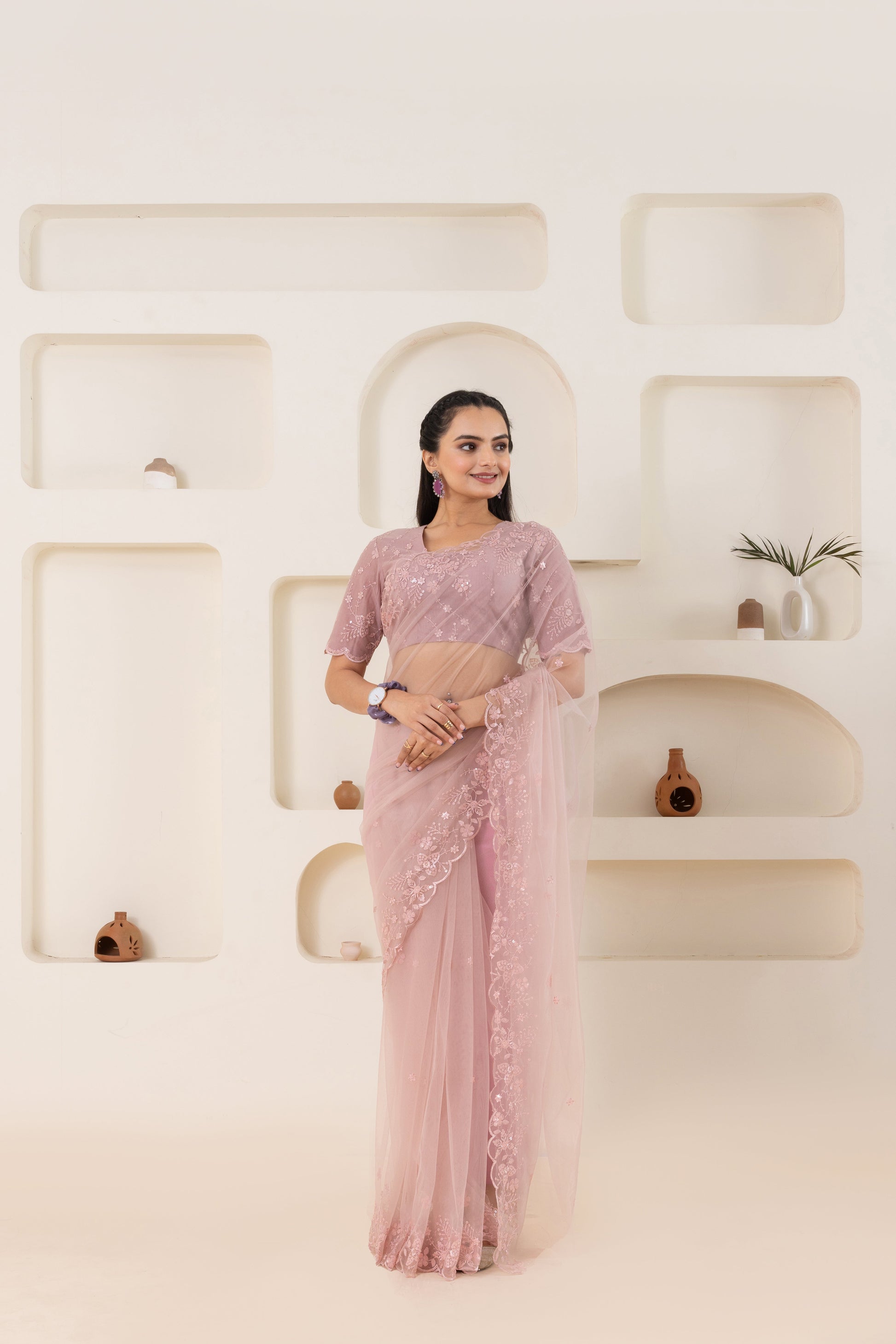AIzaSyBcstauz-XMPRhEY21AUzeo032pxrXB5Ug - Dusty Pink Embroidery Saree Set (Saree With Blouse Piece)