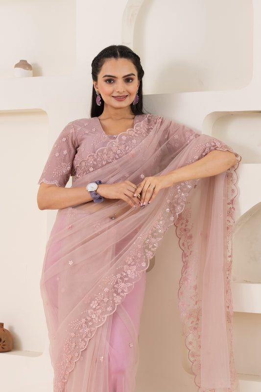 AIzaSyBcstauz-XMPRhEY21AUzeo032pxrXB5Ug - Dusty Pink Embroidery Saree Set (Saree With Blouse Piece)