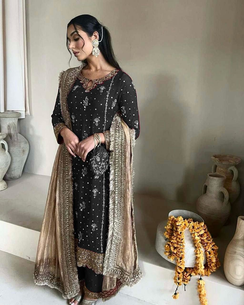 Ruhani Raat Salwar Suit