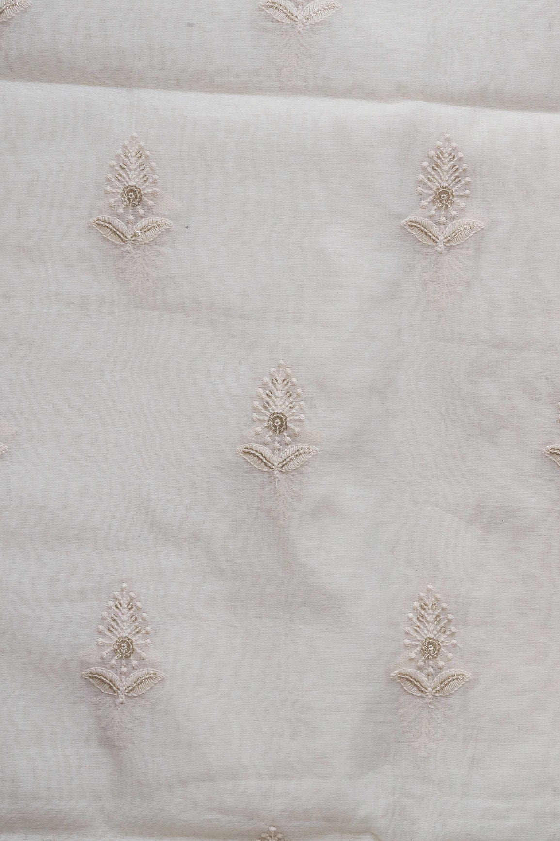 AIzaSyBcstauz-XMPRhEY21AUzeo032pxrXB5Ug - Beautiful Gold Sequins With Leafy Embroidery On Cream Pure Chanderi Silk Fabric