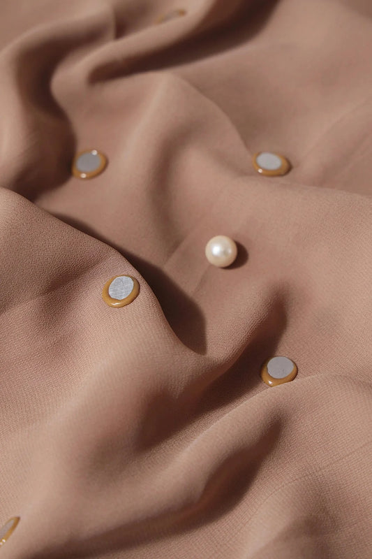 AIzaSyBcstauz-XMPRhEY21AUzeo032pxrXB5Ug - Beautiful Real Mirror Embroidery Work On Light Brown Georgette Fabric