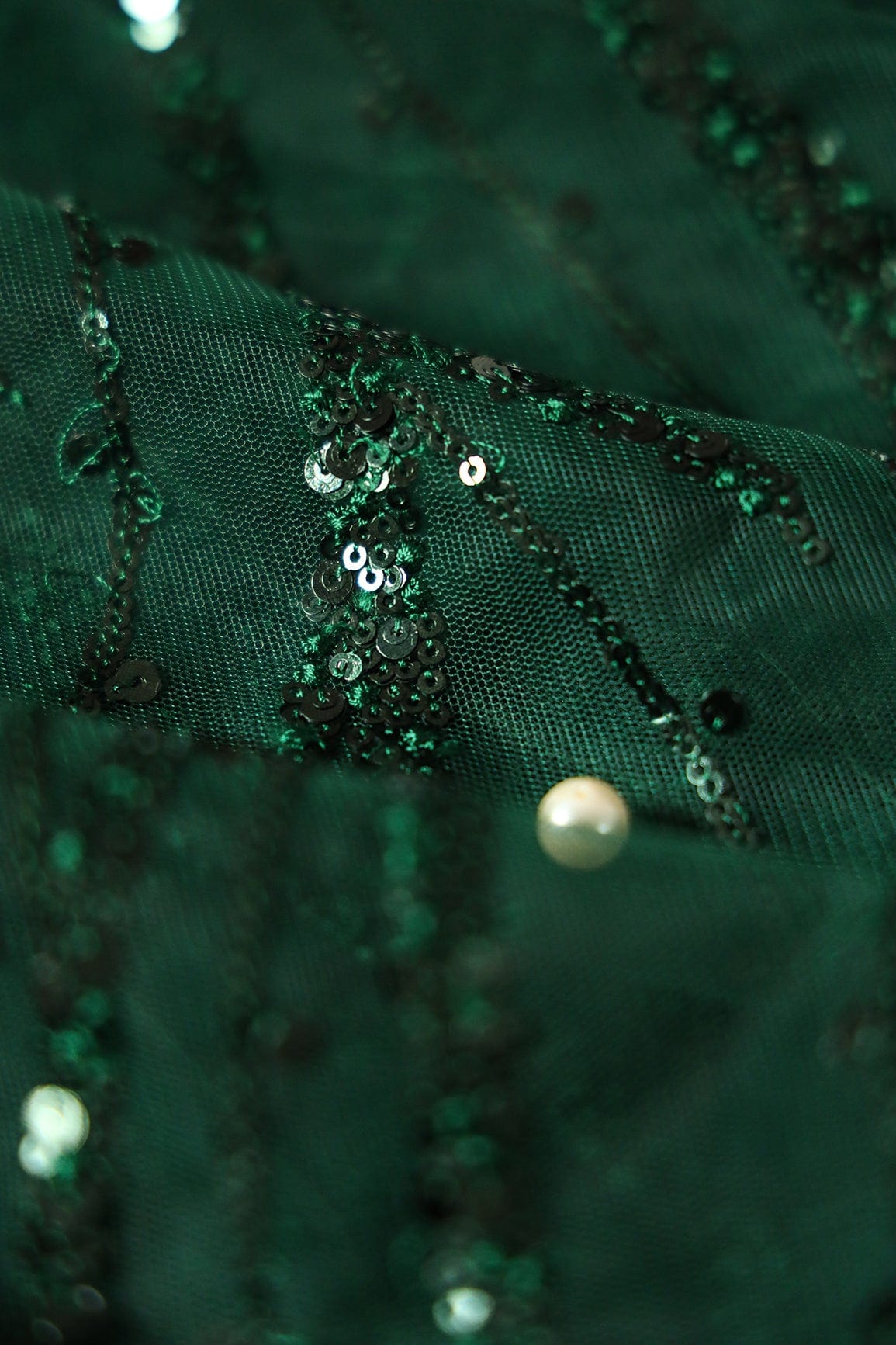 AIzaSyBcstauz-XMPRhEY21AUzeo032pxrXB5Ug - Beautiful Sequins With Green Thread Wavy Embroidery Work On Bottle Green Soft Net Fabric