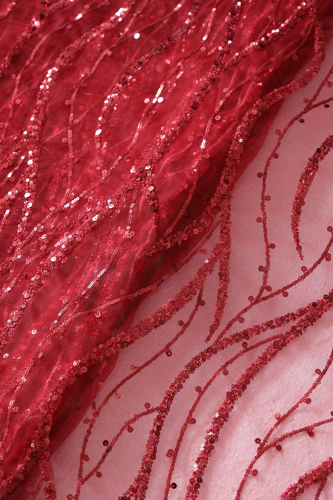 AIzaSyBcstauz-XMPRhEY21AUzeo032pxrXB5Ug - Beautiful Sequins With Red Thread Wavy Embroidery Work On Red Soft Net Fabric