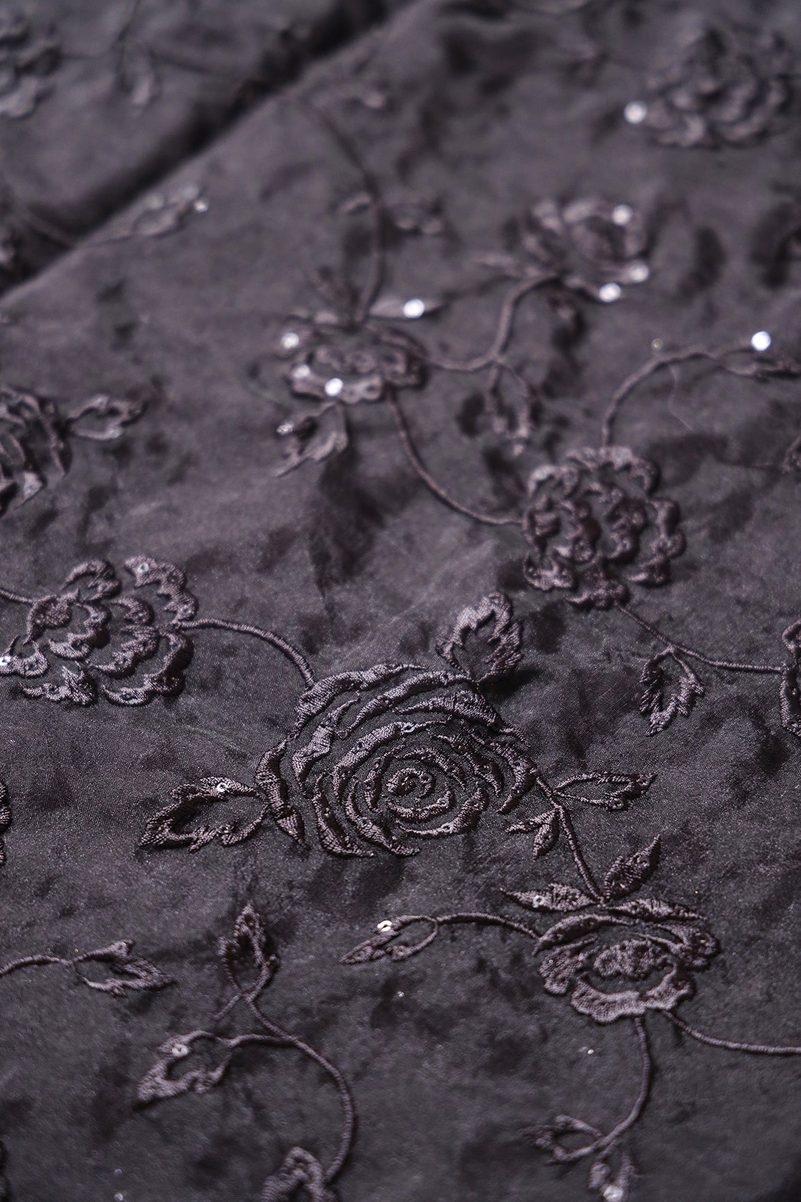 AIzaSyBcstauz-XMPRhEY21AUzeo032pxrXB5Ug - Beautiful Water Sequins With Thread Floral Embroidery On Black Organza Fabric