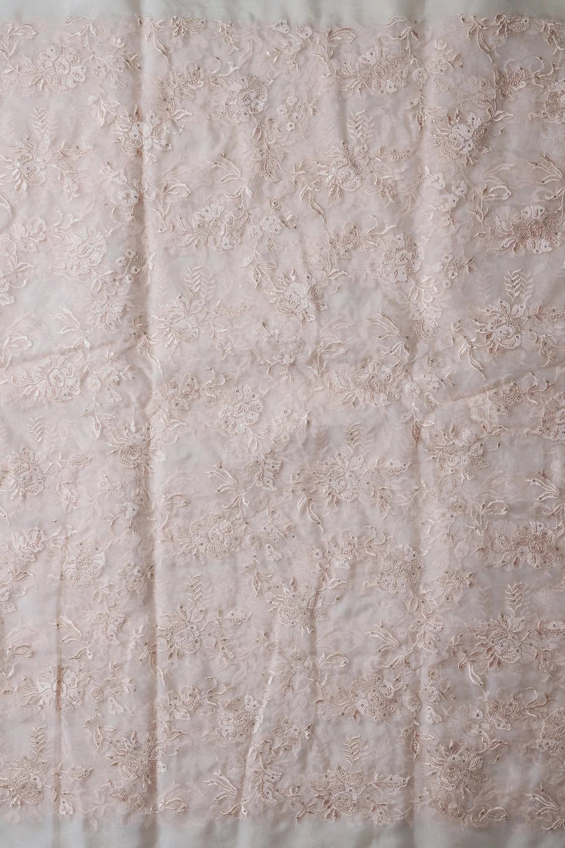 AIzaSyBcstauz-XMPRhEY21AUzeo032pxrXB5Ug - Beautiful White Thread With Sequins Floral Embroidery Work On White Organza Fabric