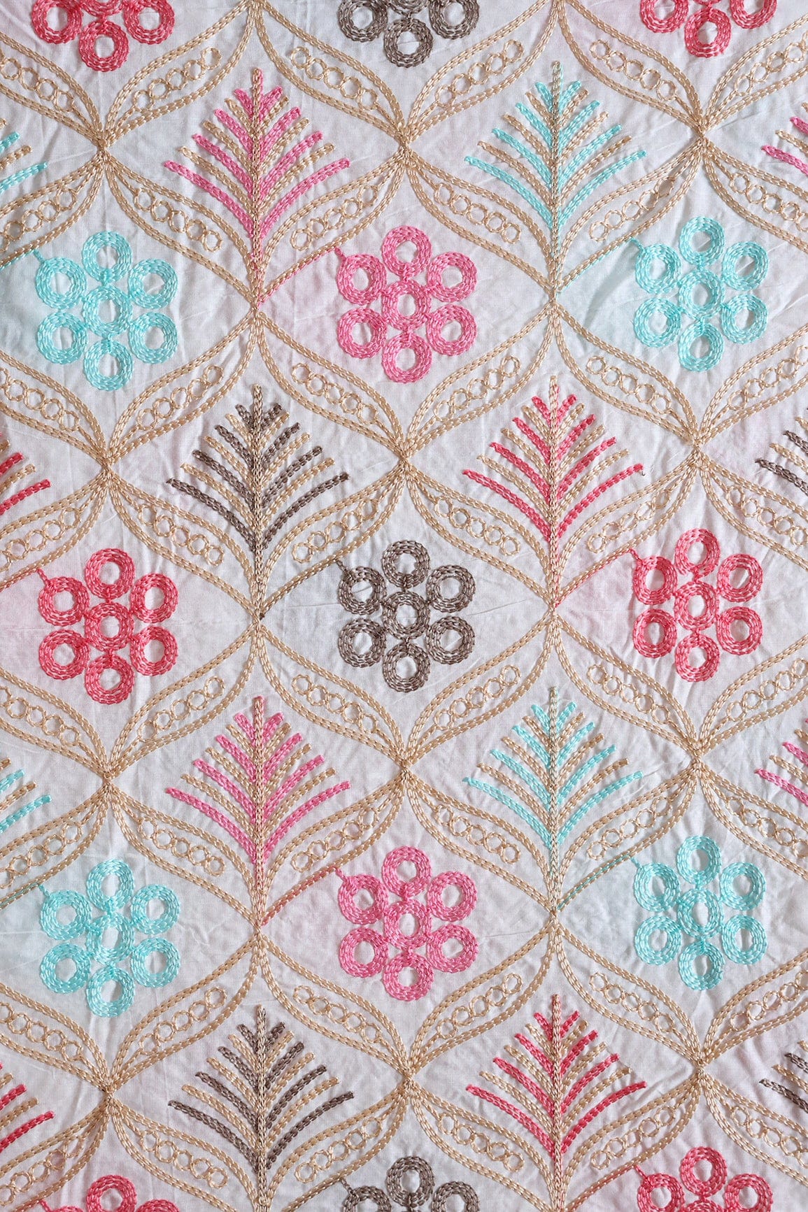 AIzaSyBcstauz-XMPRhEY21AUzeo032pxrXB5Ug - Beige And Pink Unstitched Lehenga Set Fabric (3 Piece)