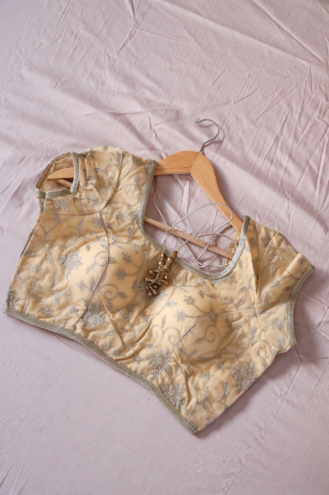 AIzaSyBcstauz-XMPRhEY21AUzeo032pxrXB5Ug - Beige Zari Embroidery Net Stitched Blouse