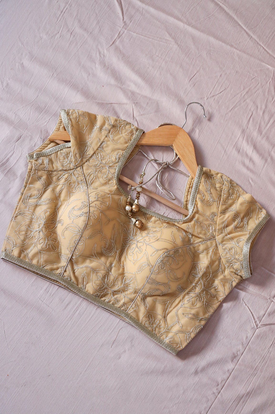 AIzaSyBcstauz-XMPRhEY21AUzeo032pxrXB5Ug - Beige Zari Embroidery Net Stitched Blouse