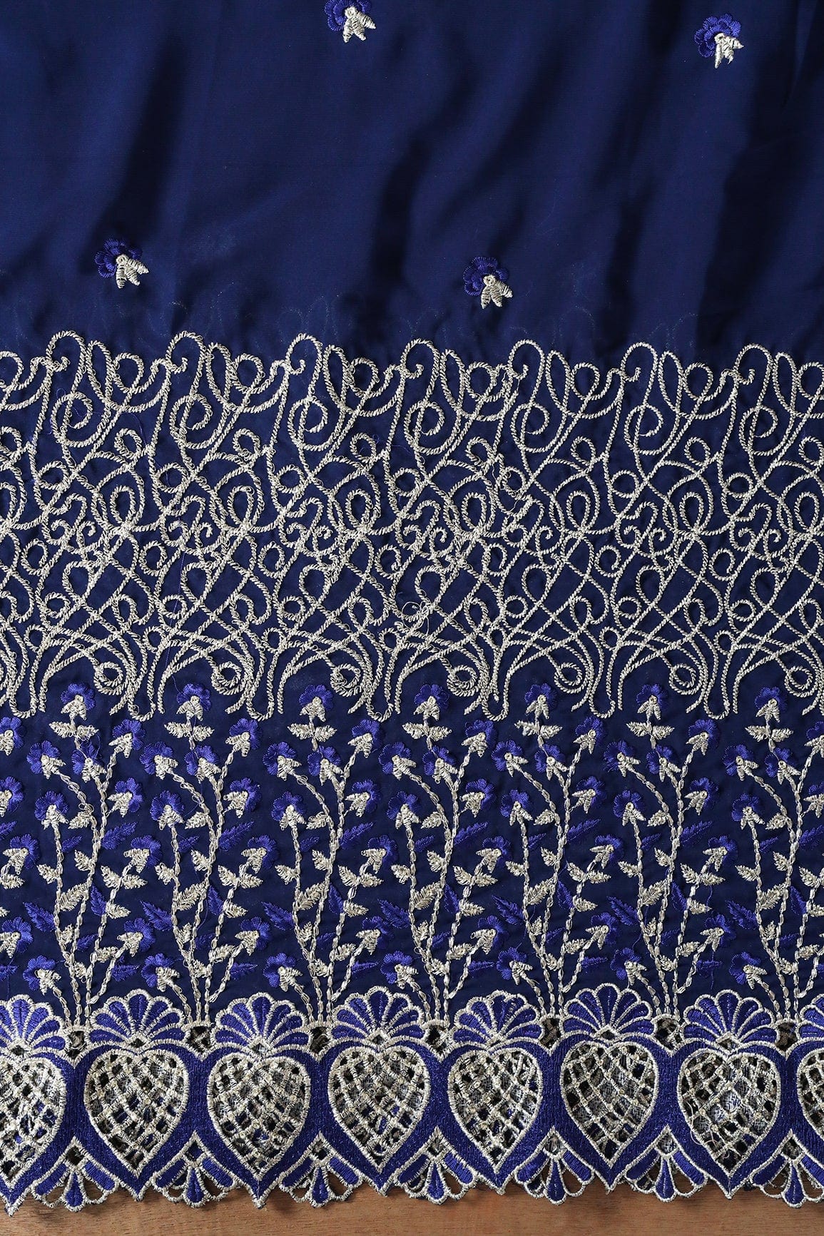AIzaSyBcstauz-XMPRhEY21AUzeo032pxrXB5Ug - Big Width''56'' Blue Thread With Zari Floral Embroidery Work On Navy Blue Georgette Fabric With Border